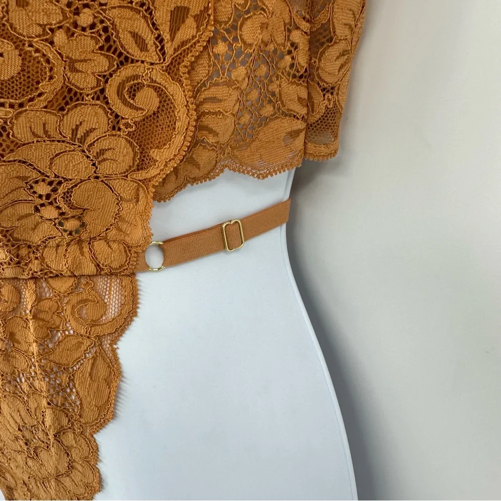 We are Hah Cut to the Chase Lace Bodysuit Brown Sugar Medium New with Tags